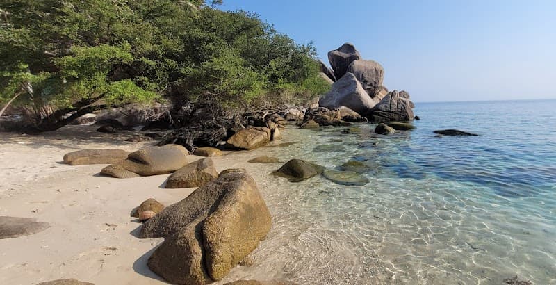 Sea glass from Koh Tao — Laem Thian, Thailand (2)