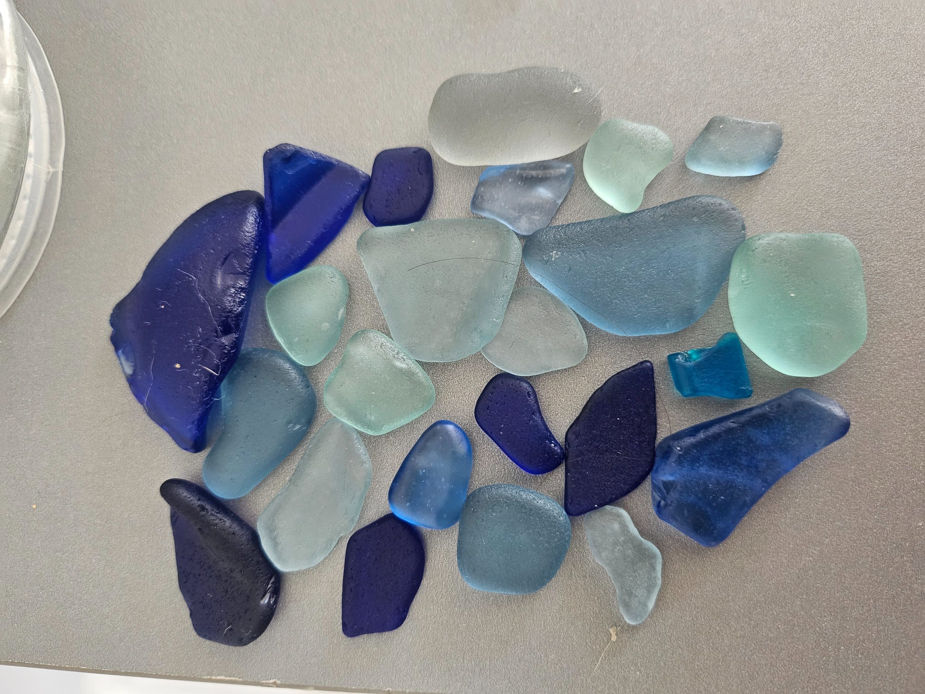 Sea glass from Sheerness beach, United Kingdom (3)