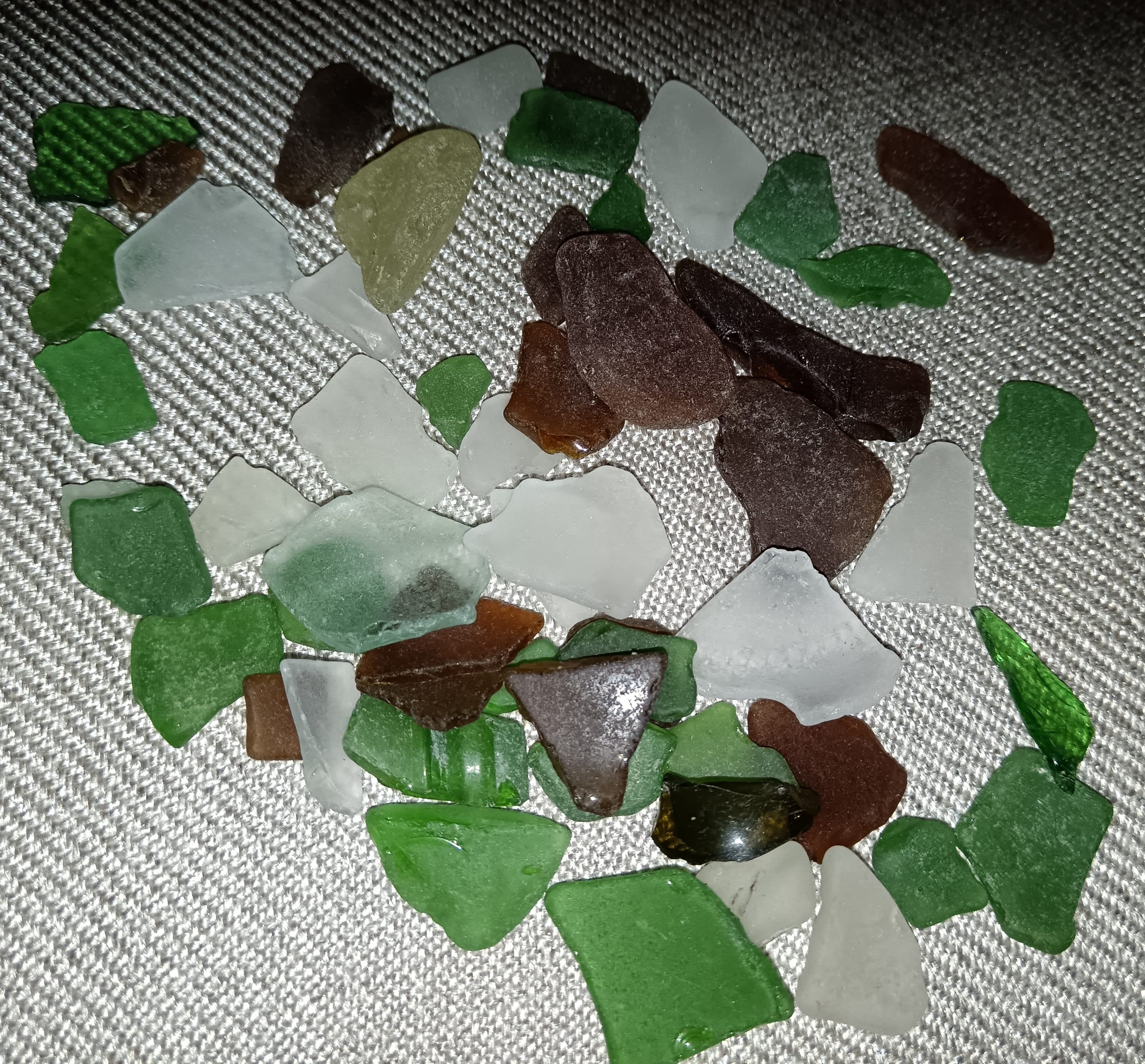 Sea glass from Bostancı beach, Türkiye (2)