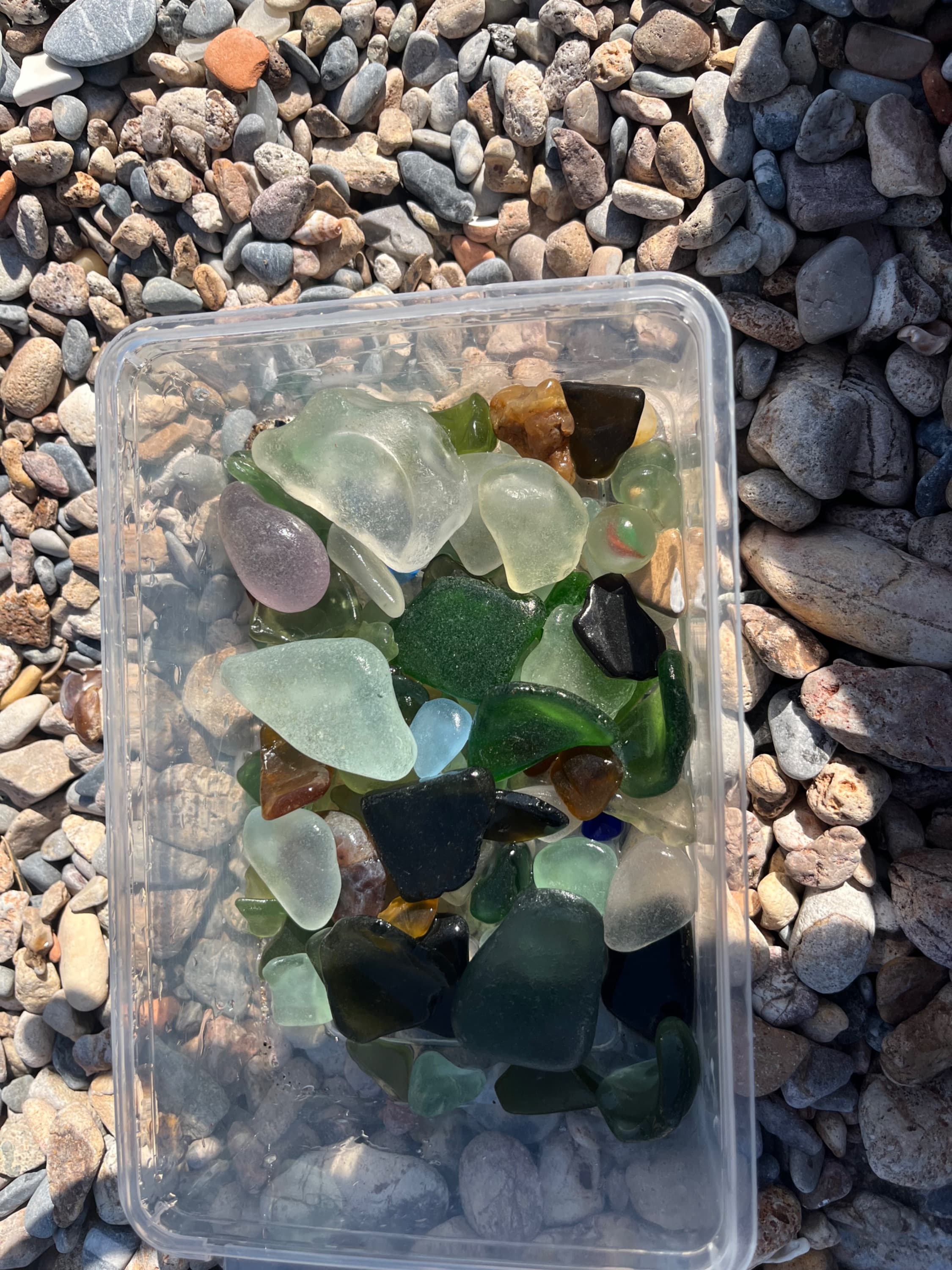 Sea glass from Vitrolite bay, Türkiye (2)