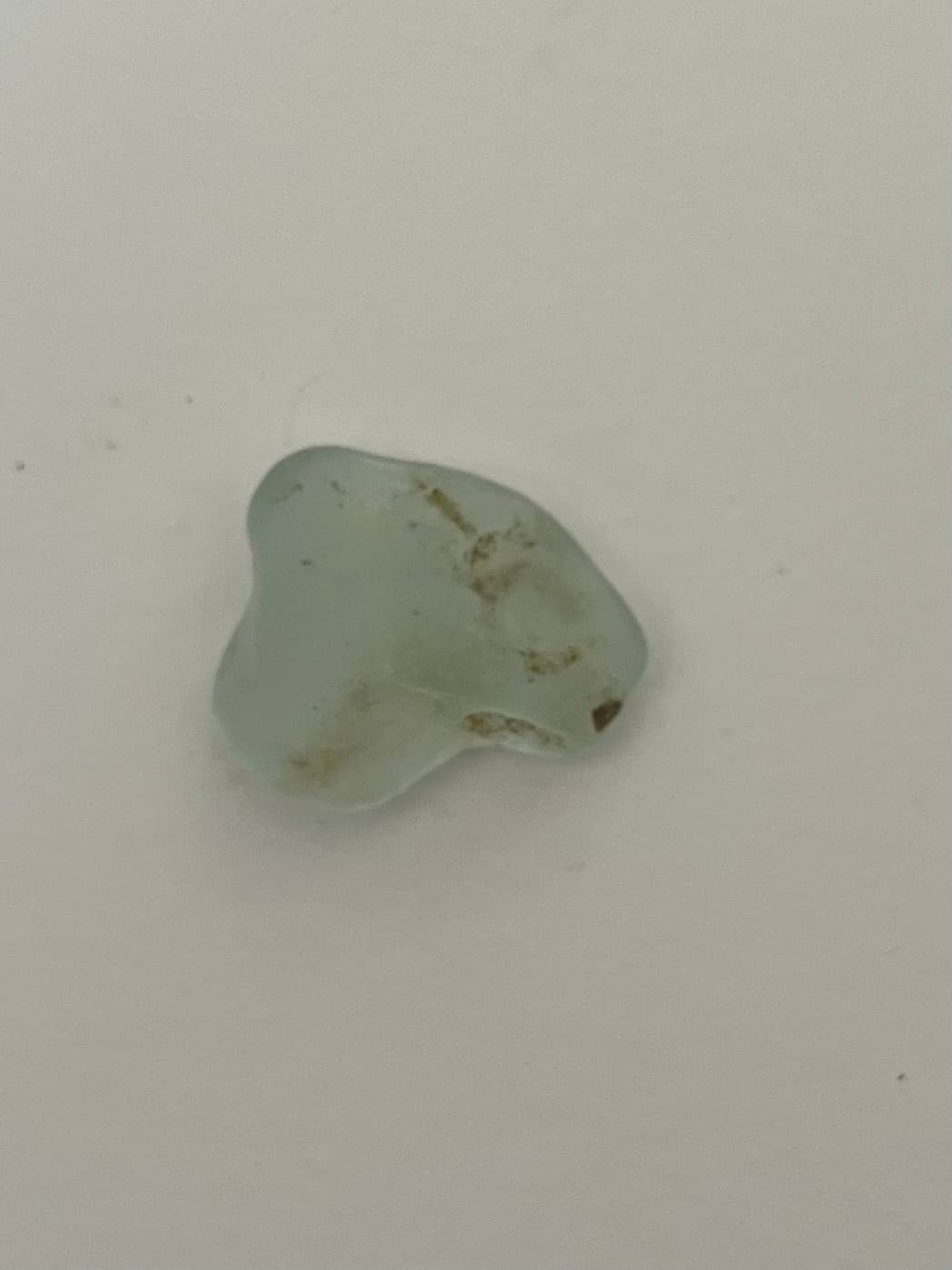 Sea glass from Pinna shell spot, Türkiye (2)