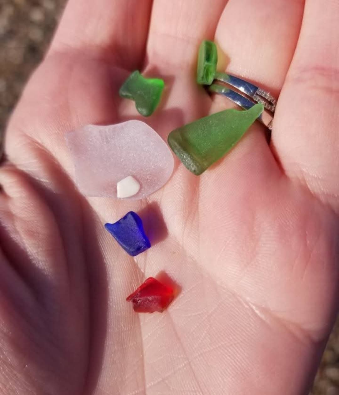 Sea glass from Wolf's Pond Park, United States (2)