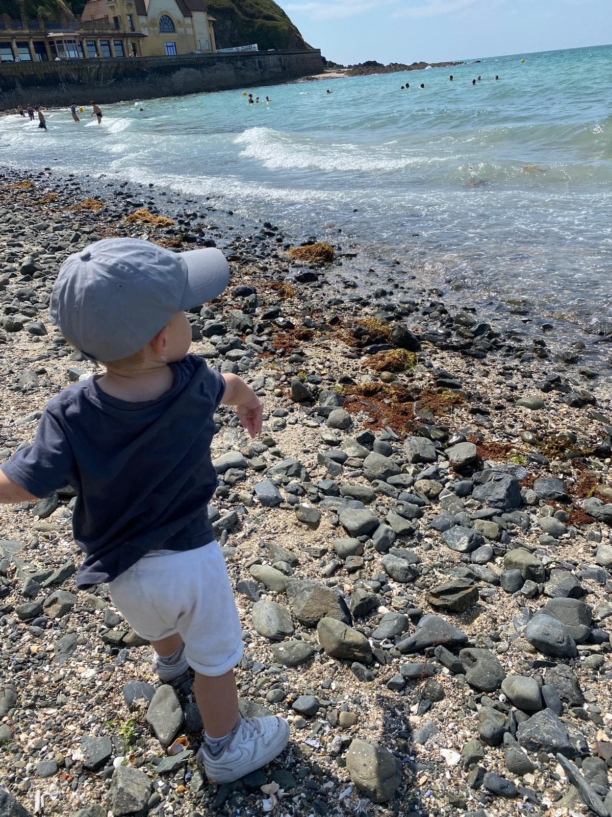 Sea glass from Plage du plat de gousset - Granville, France (2)