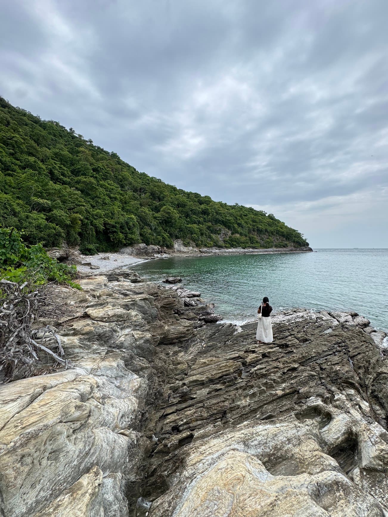 Sea glass from Koh Si Chang — Ao Tham Jok Kok, Thailand (2)